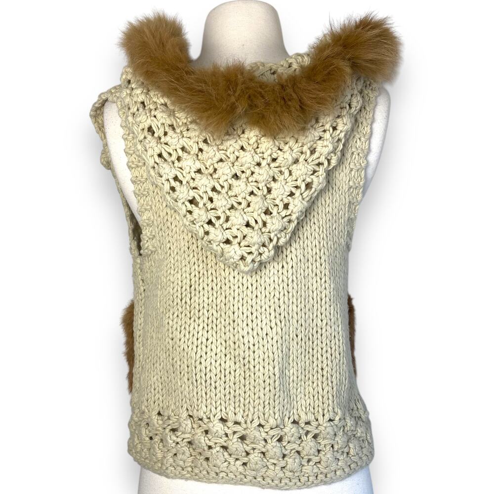 Hooded Boho Macrame Crochet Chunky Sweater Vest w Removable Faux Fur Collar Trim - Picture 5 of 9